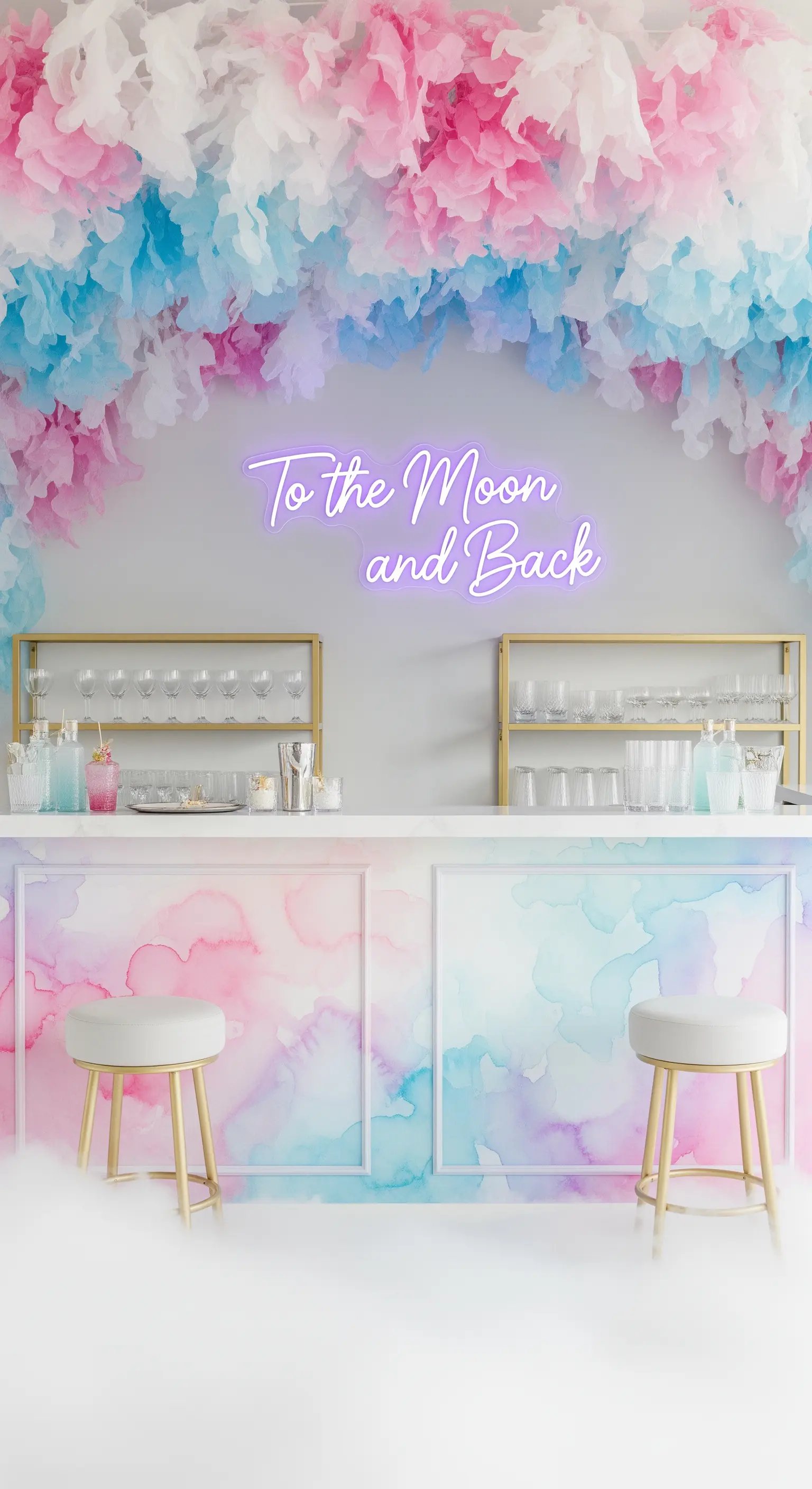 Bar con decorazione ad acquerello e nuvole di carta, con neon “To the Moon and Back”.